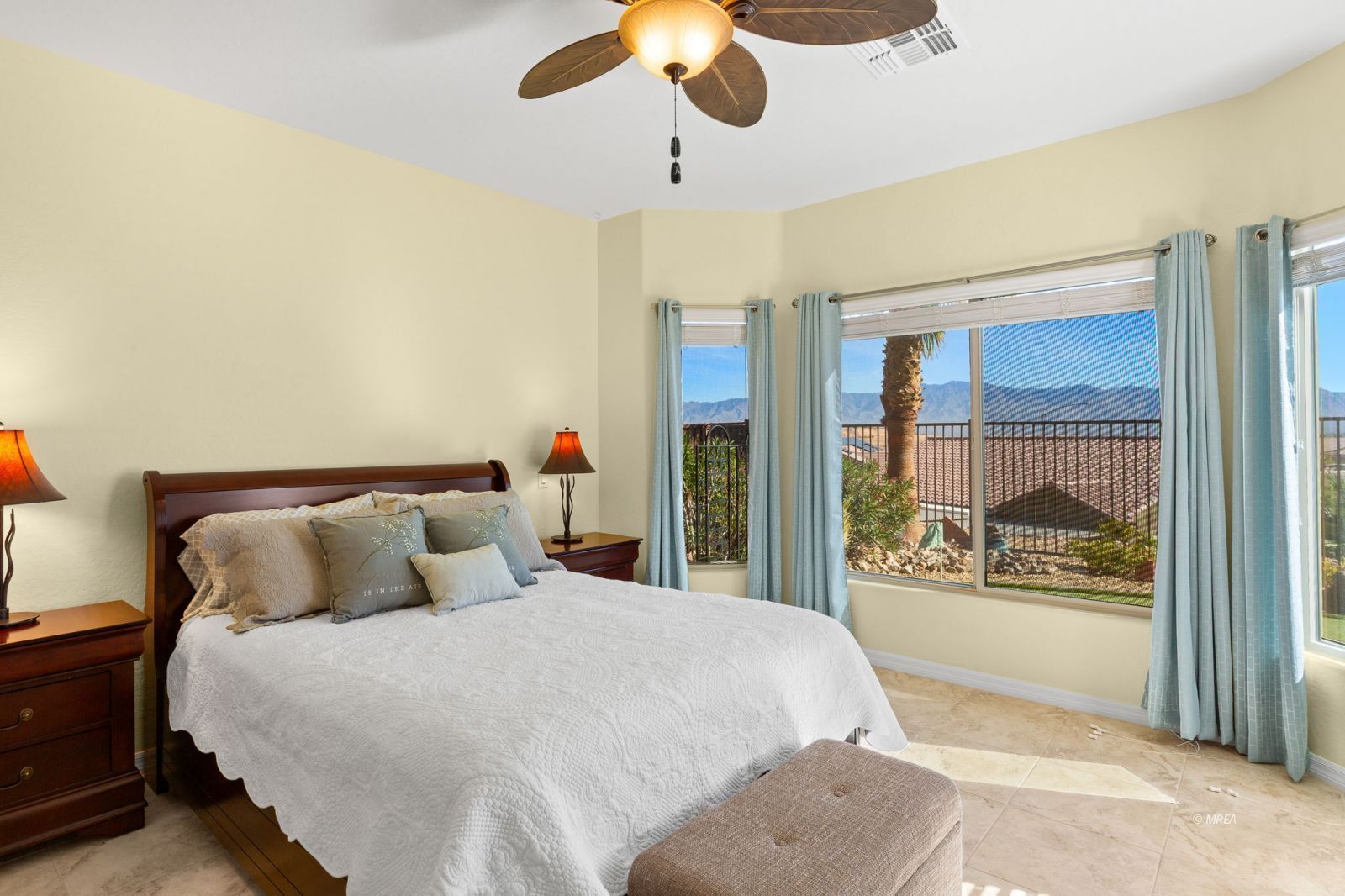 597  Bridle Path Cir