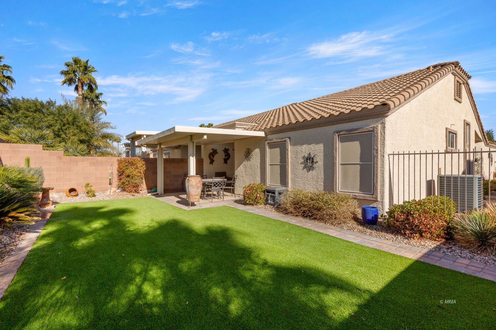 577  Torrey Pines Dr