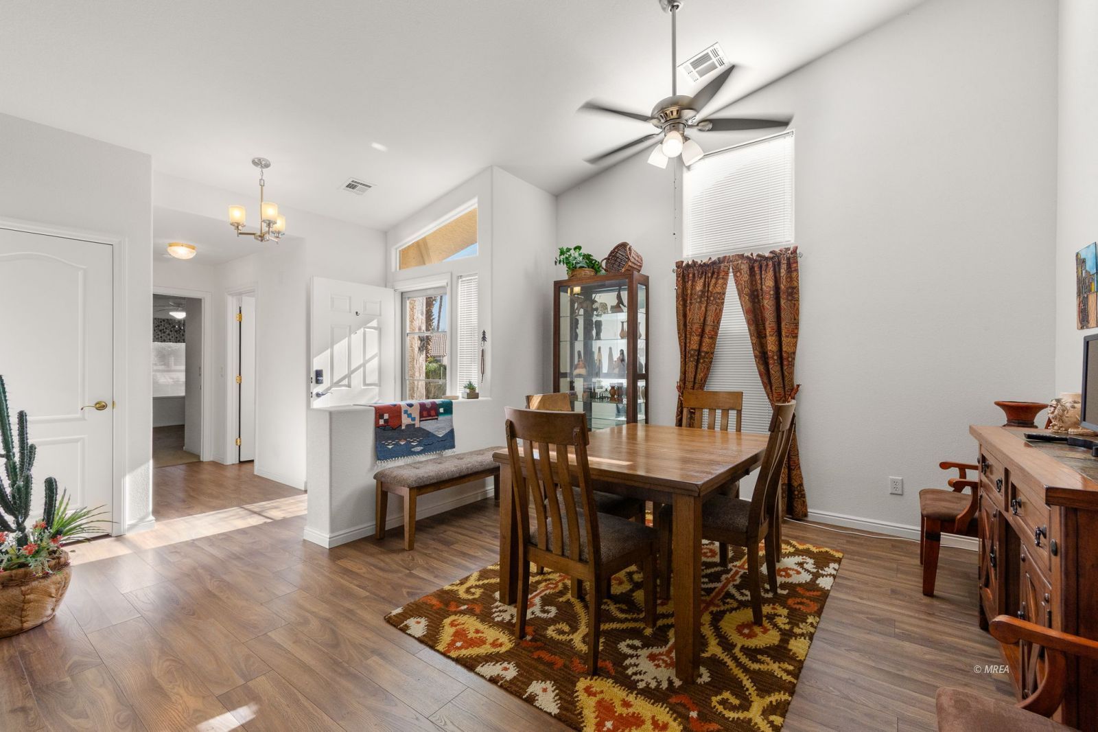 577  Torrey Pines Dr