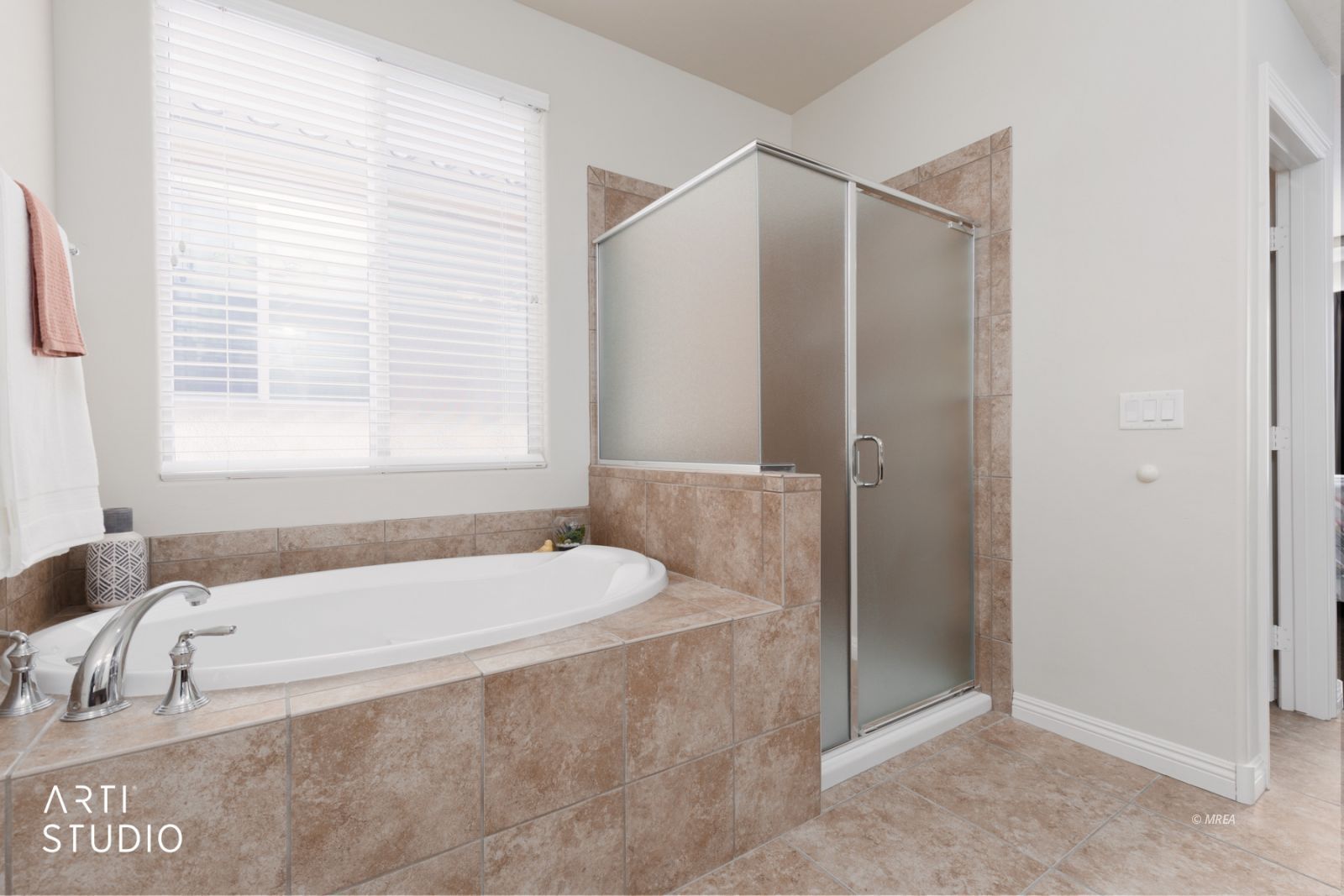 140  Admiral Benbow Way