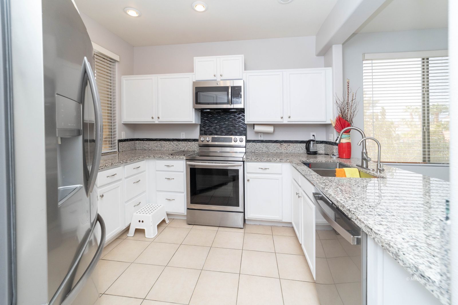 498  Canyon View Way