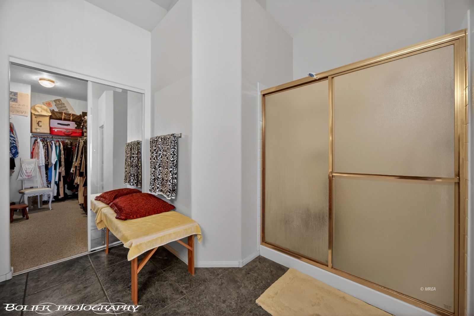 1181  Augusta Hills St