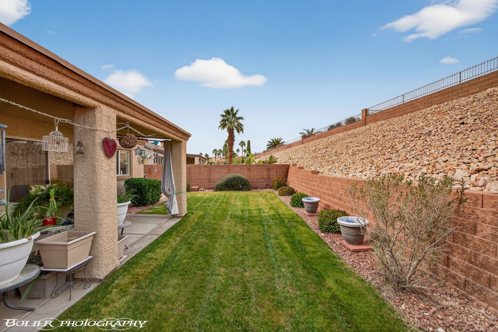 1181  Augusta Hills St