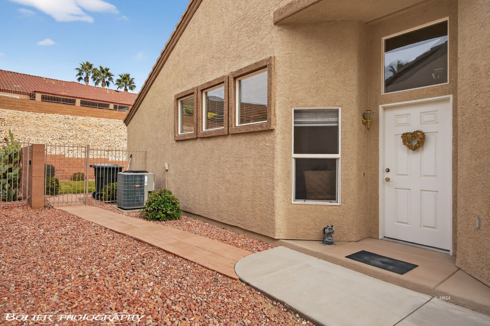 1181  Augusta Hills St