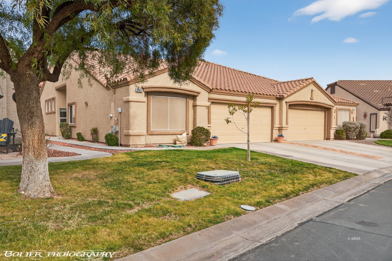 1181  Augusta Hills St