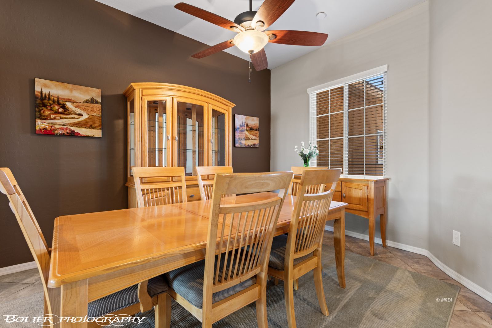 1540  Sandstone Bluffs VW 