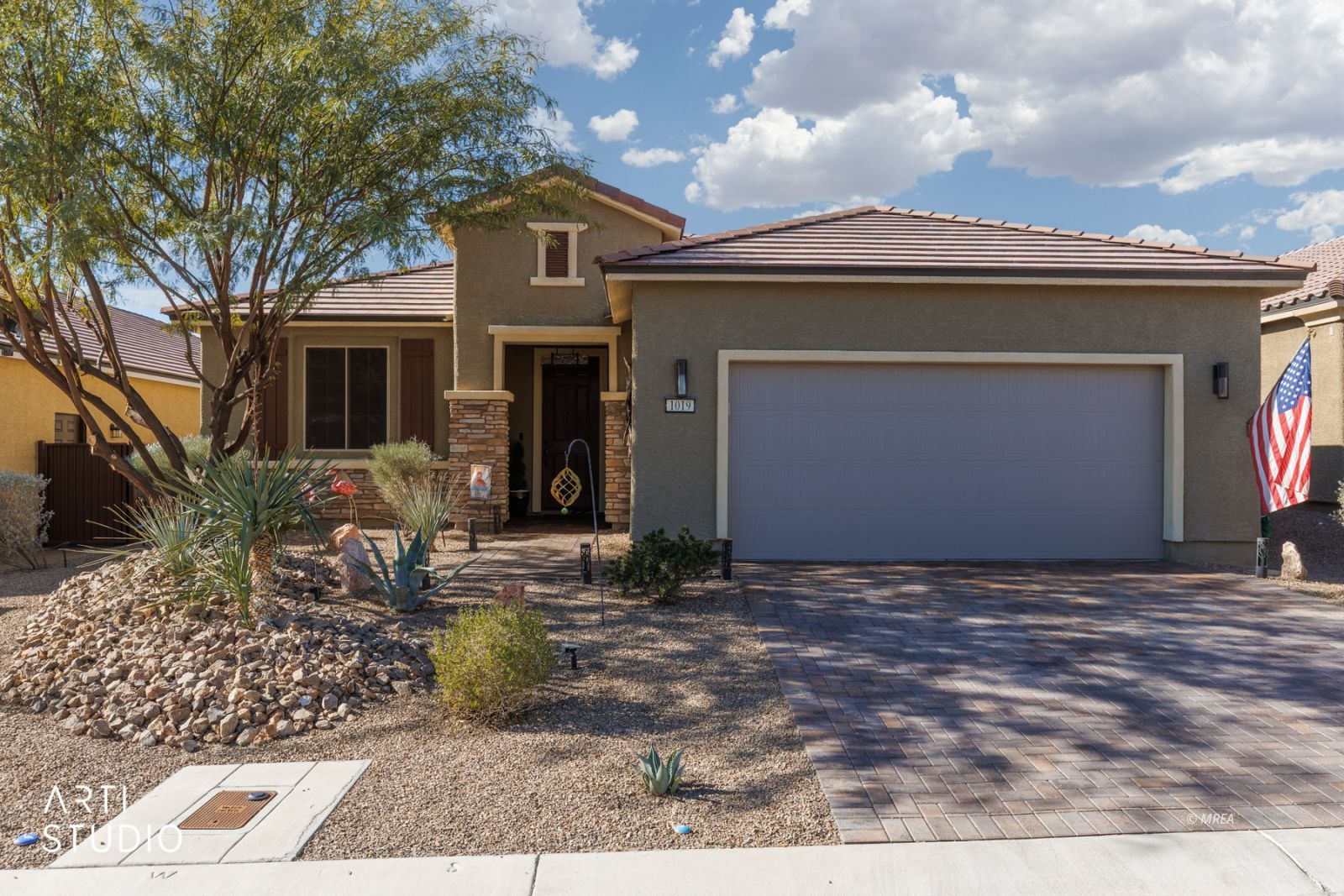   Trickling Brook Rdge 