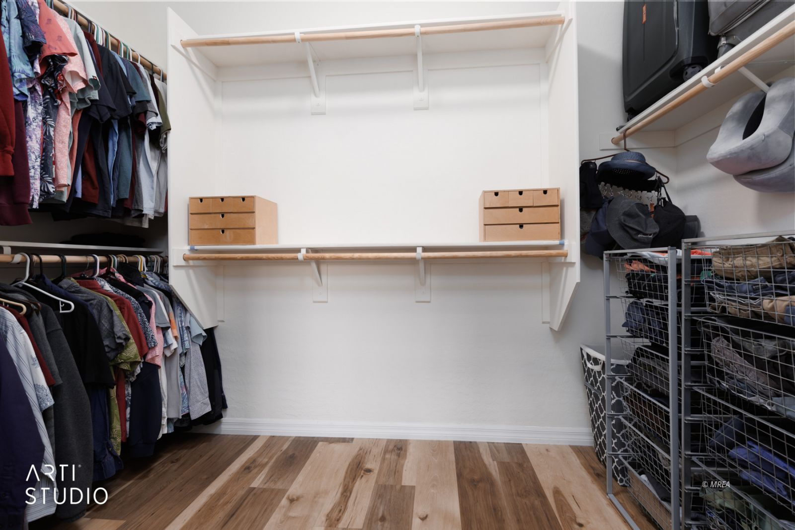   Trickling Brook Rdge 