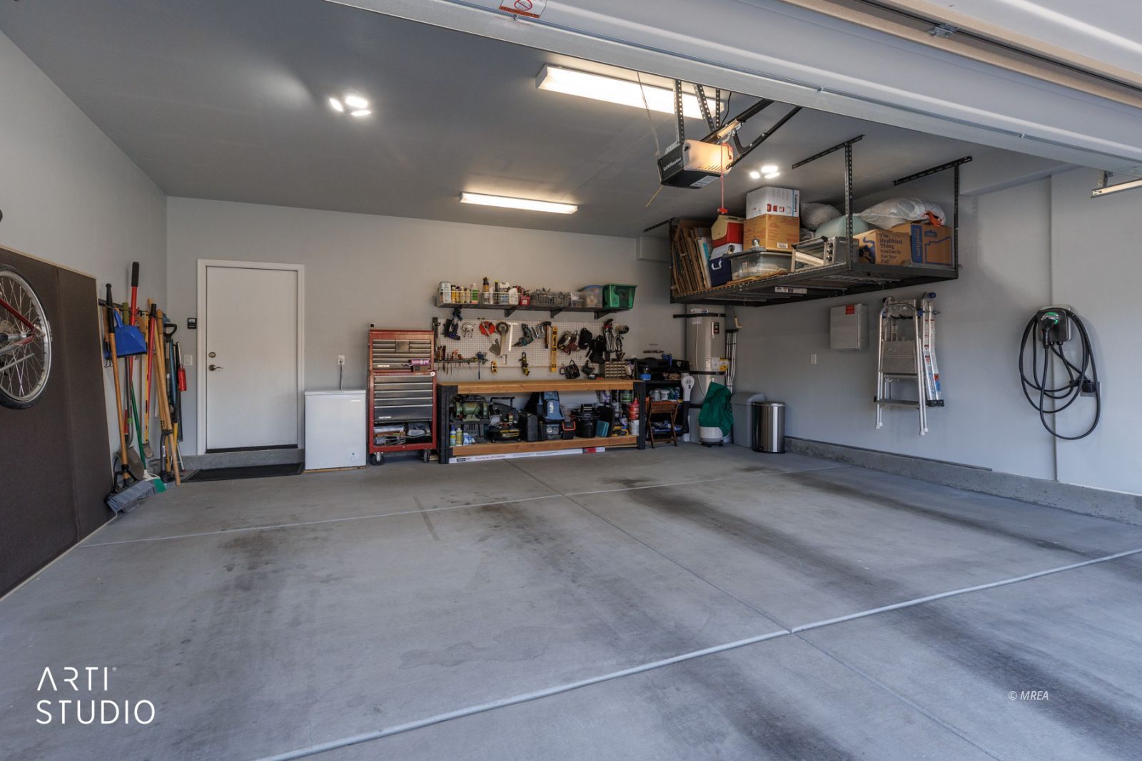   Trickling Brook Rdge 