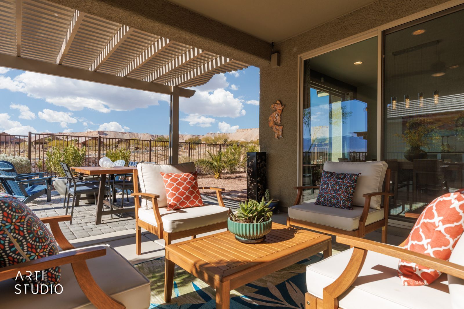   Trickling Brook Rdge 