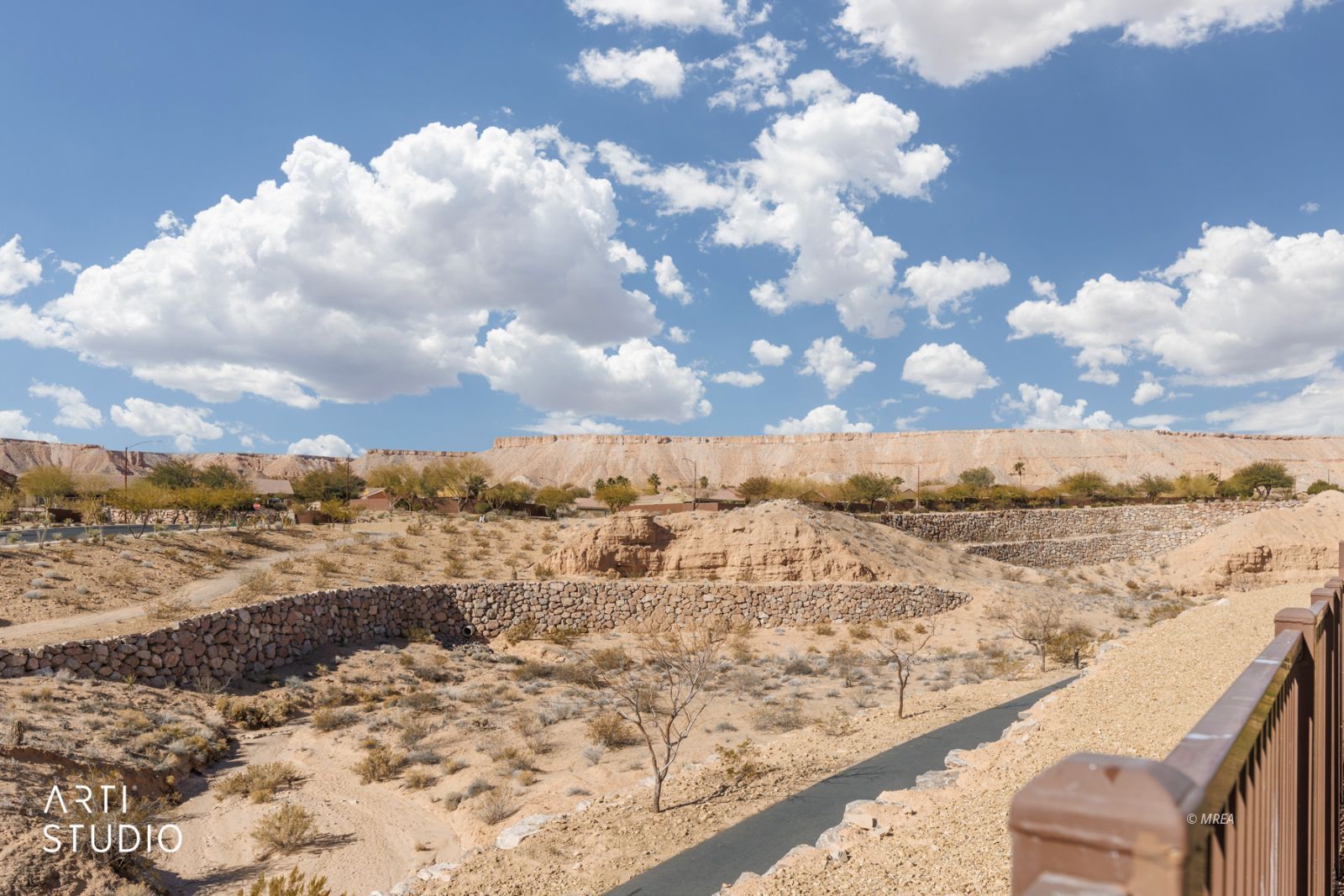   Trickling Brook Rdge 