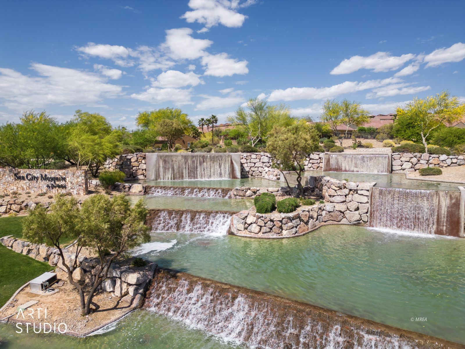   Trickling Brook Rdge 