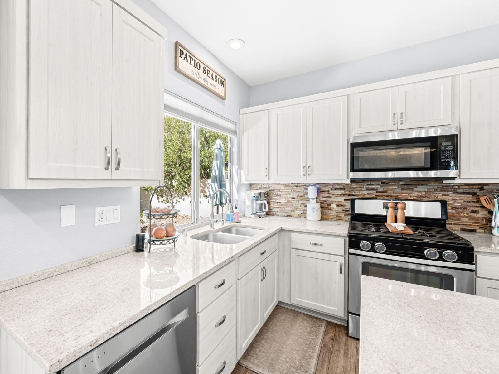 2199  Maple Shade St