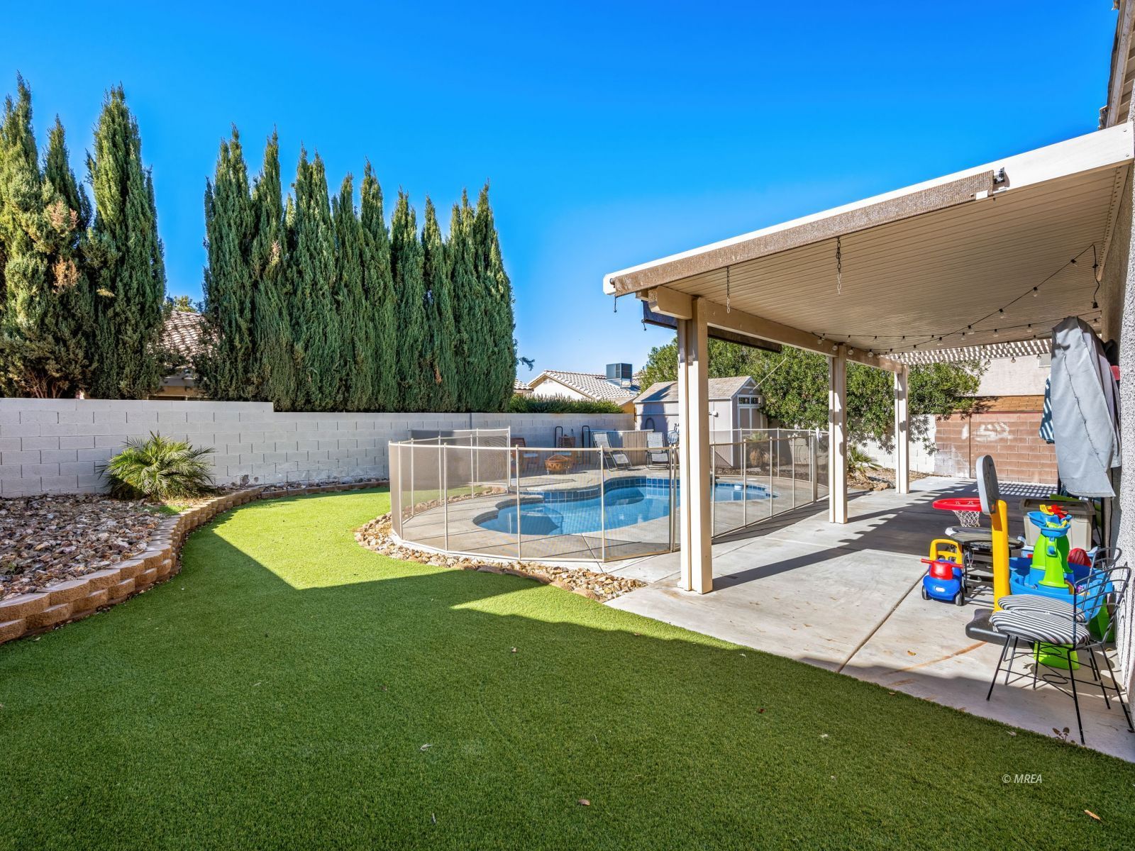 2199  Maple Shade St