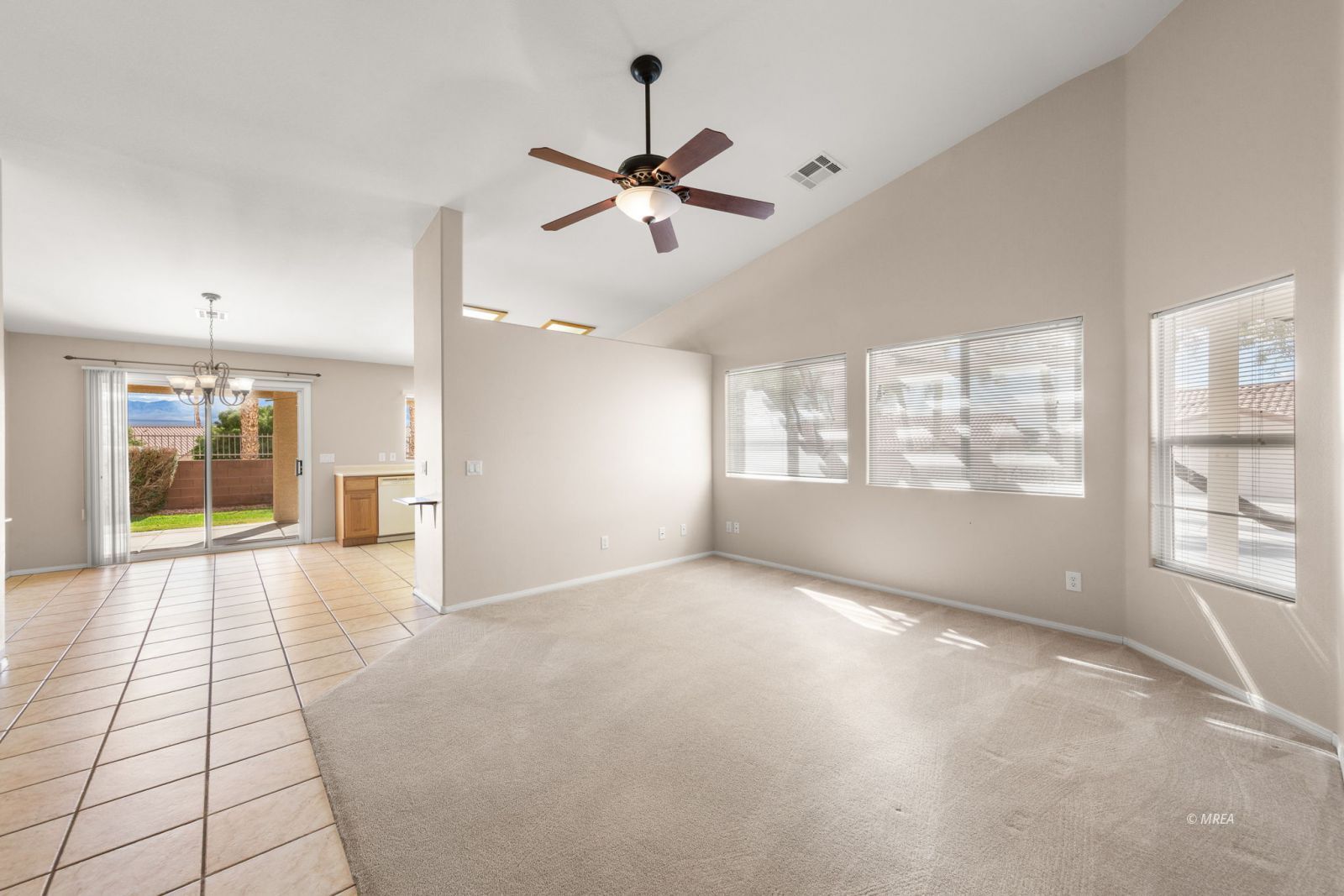 1254  Augusta Hills St