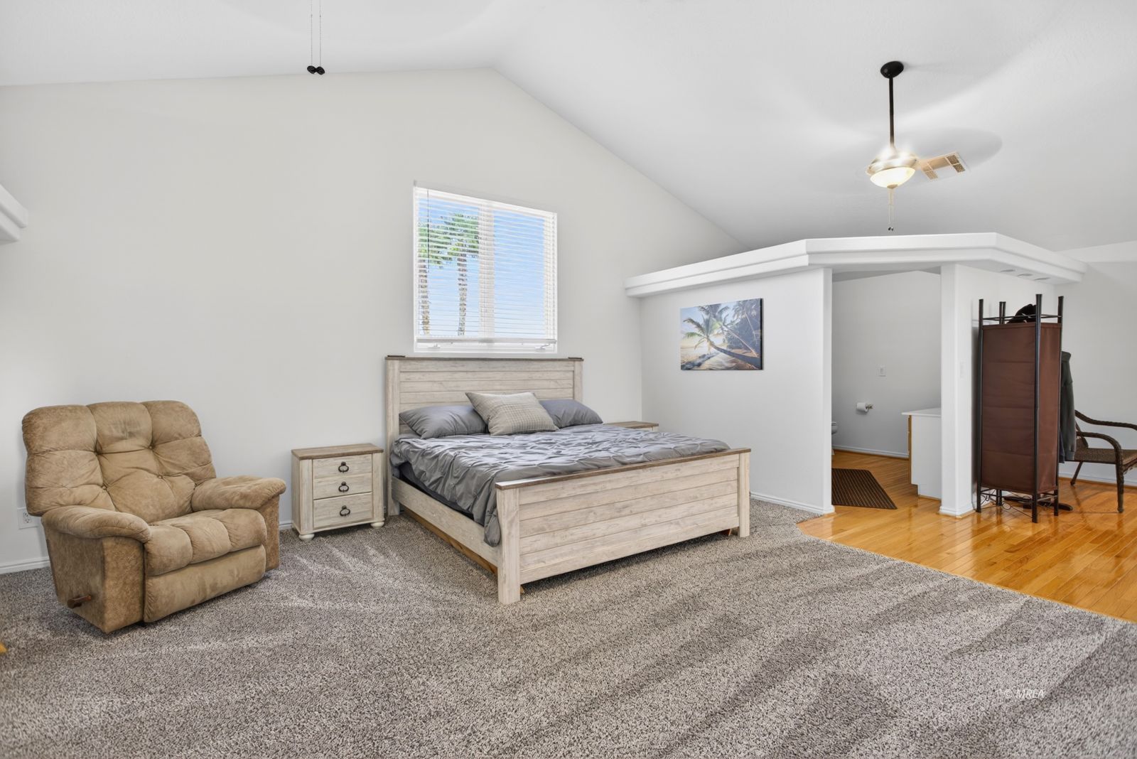 414  Crystal Canyon Dr