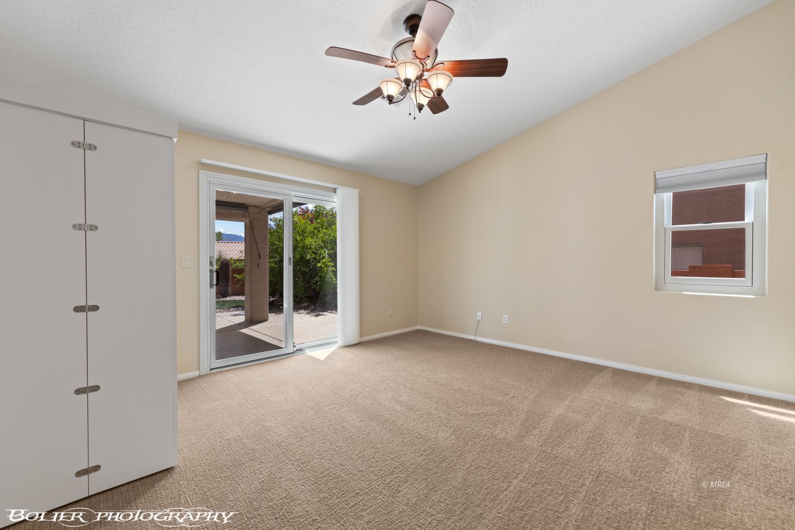 998  Opal St