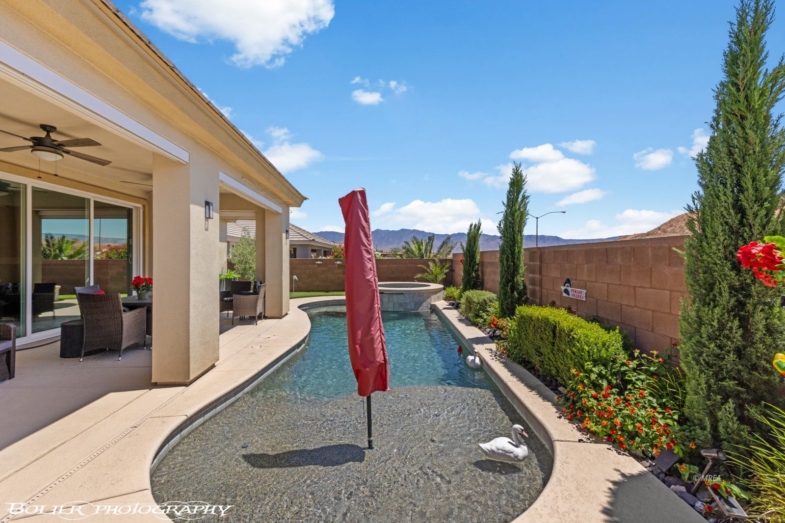 472  Paradise Valley Hts 