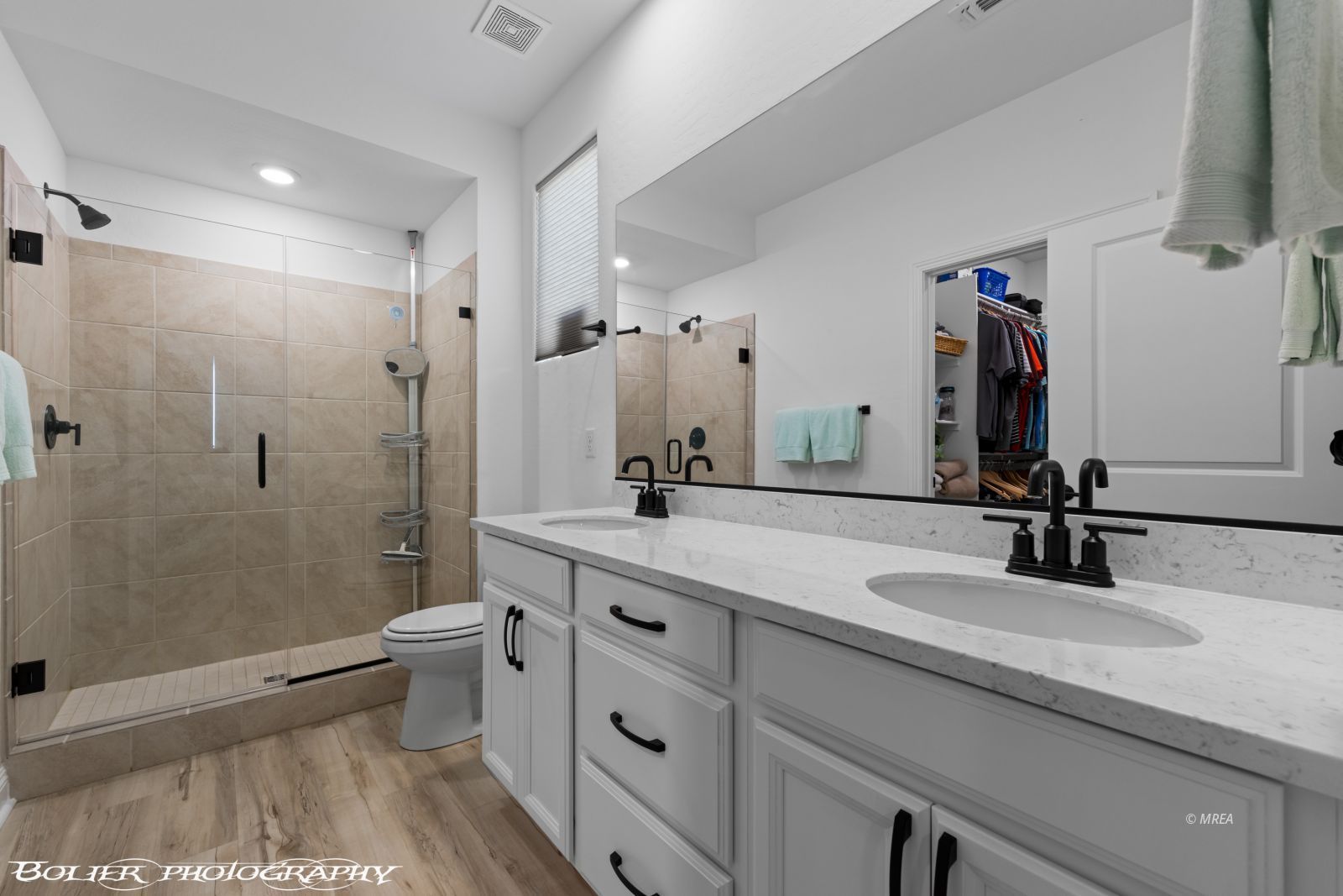 1070  Crestline  HTS 