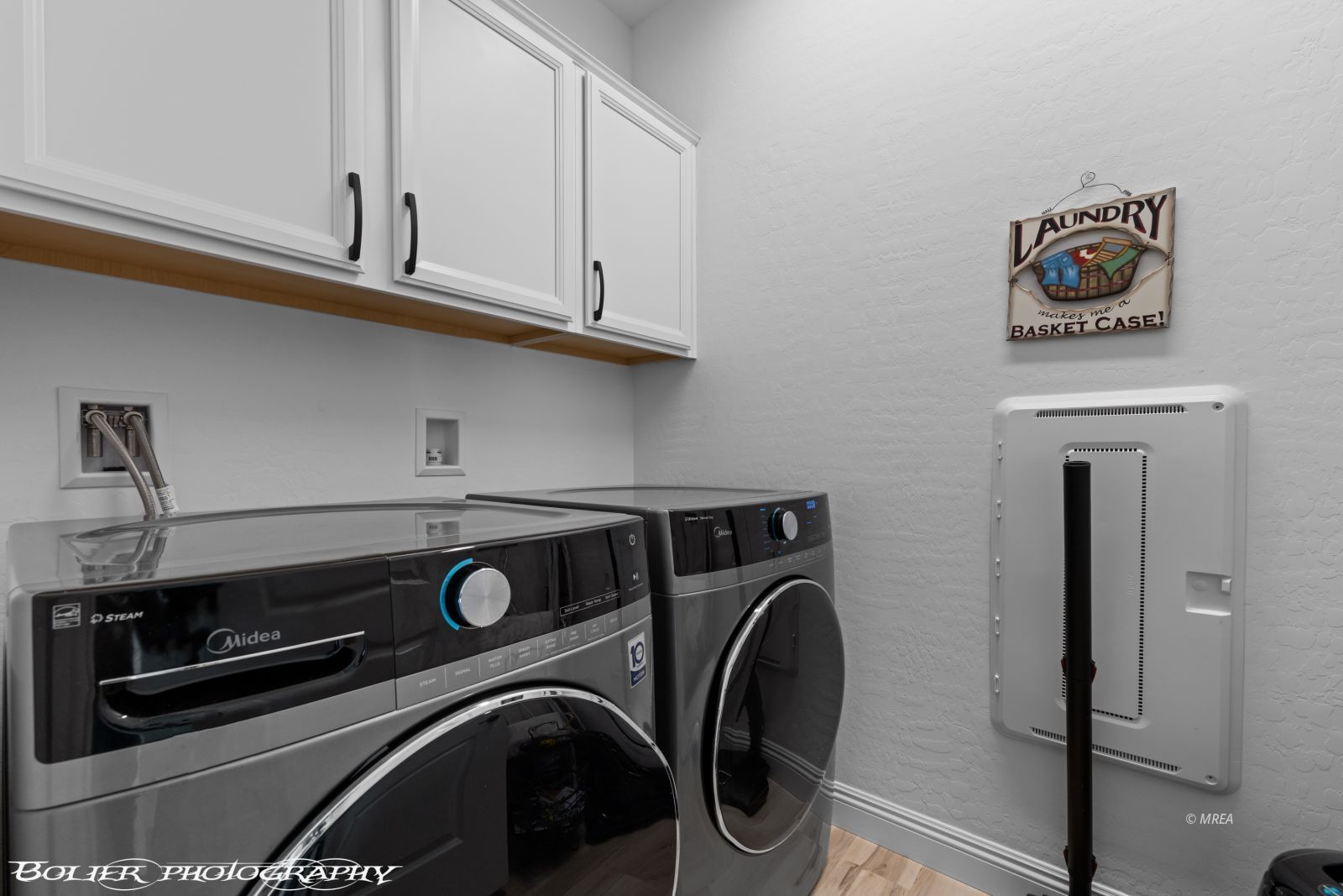 1070  Crestline  HTS 