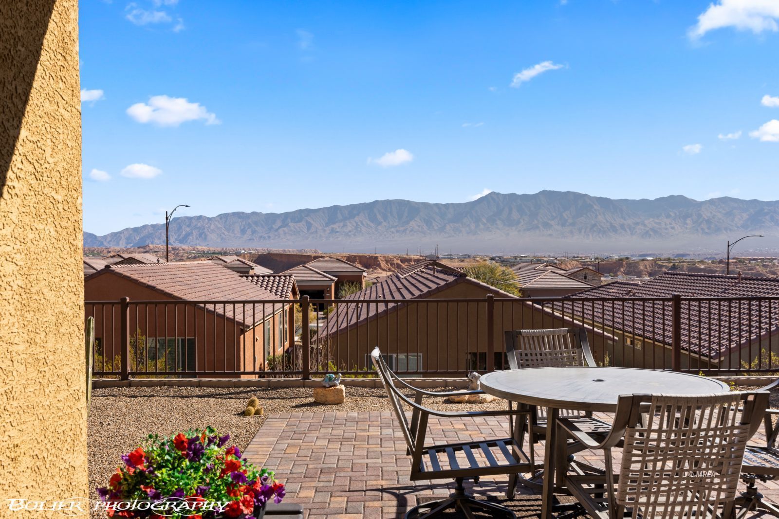 1070  Crestline  HTS 