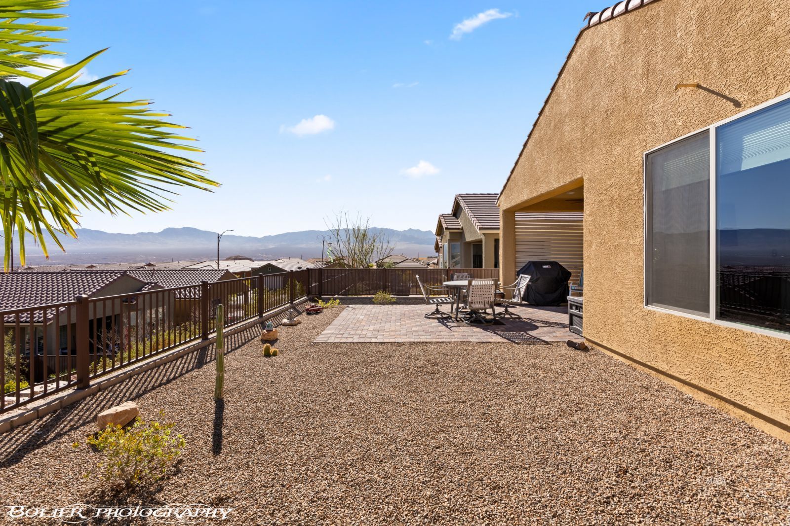 1070  Crestline  HTS 