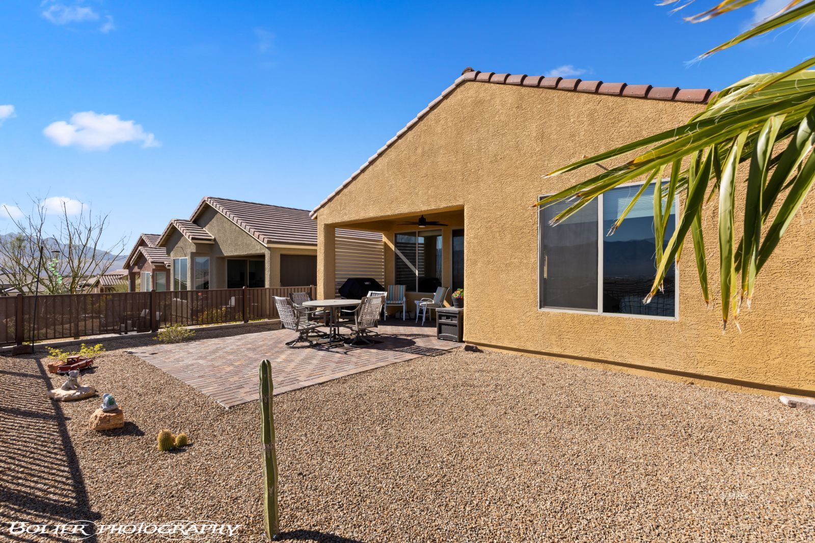 1070  Crestline  HTS 