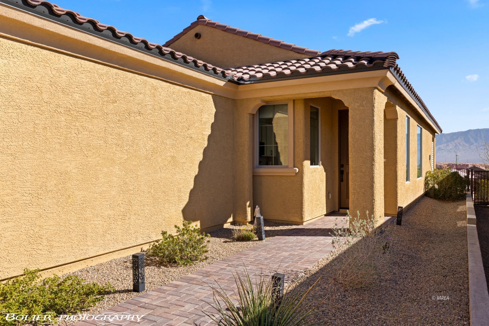 1070  Crestline  HTS 