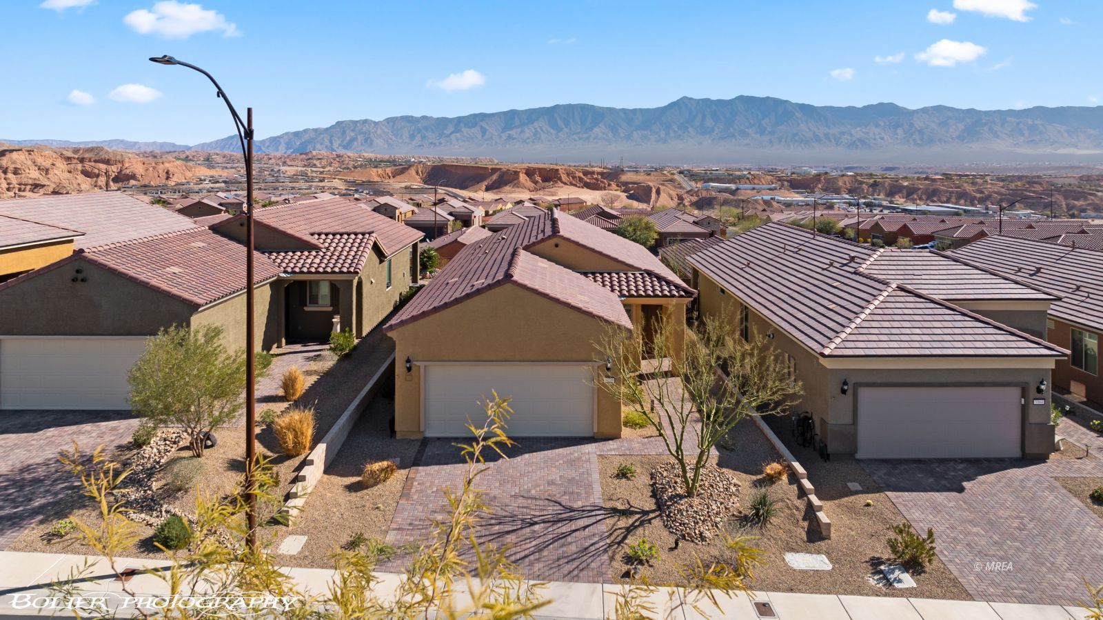 1070  Crestline  HTS 