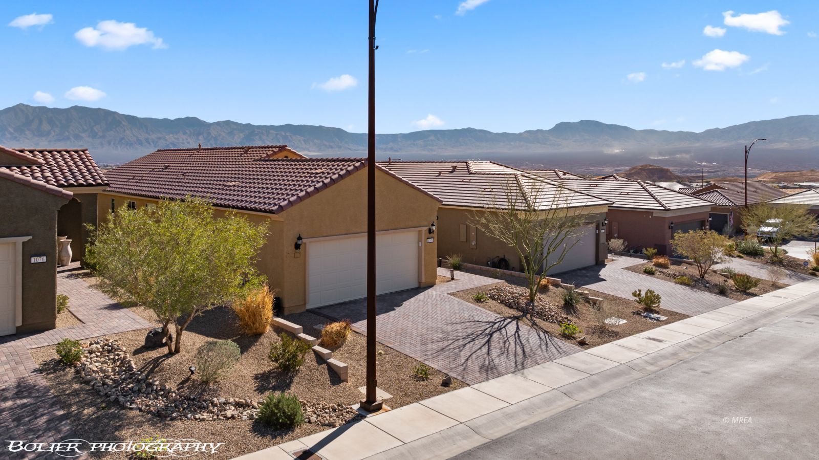 1070  Crestline  HTS 