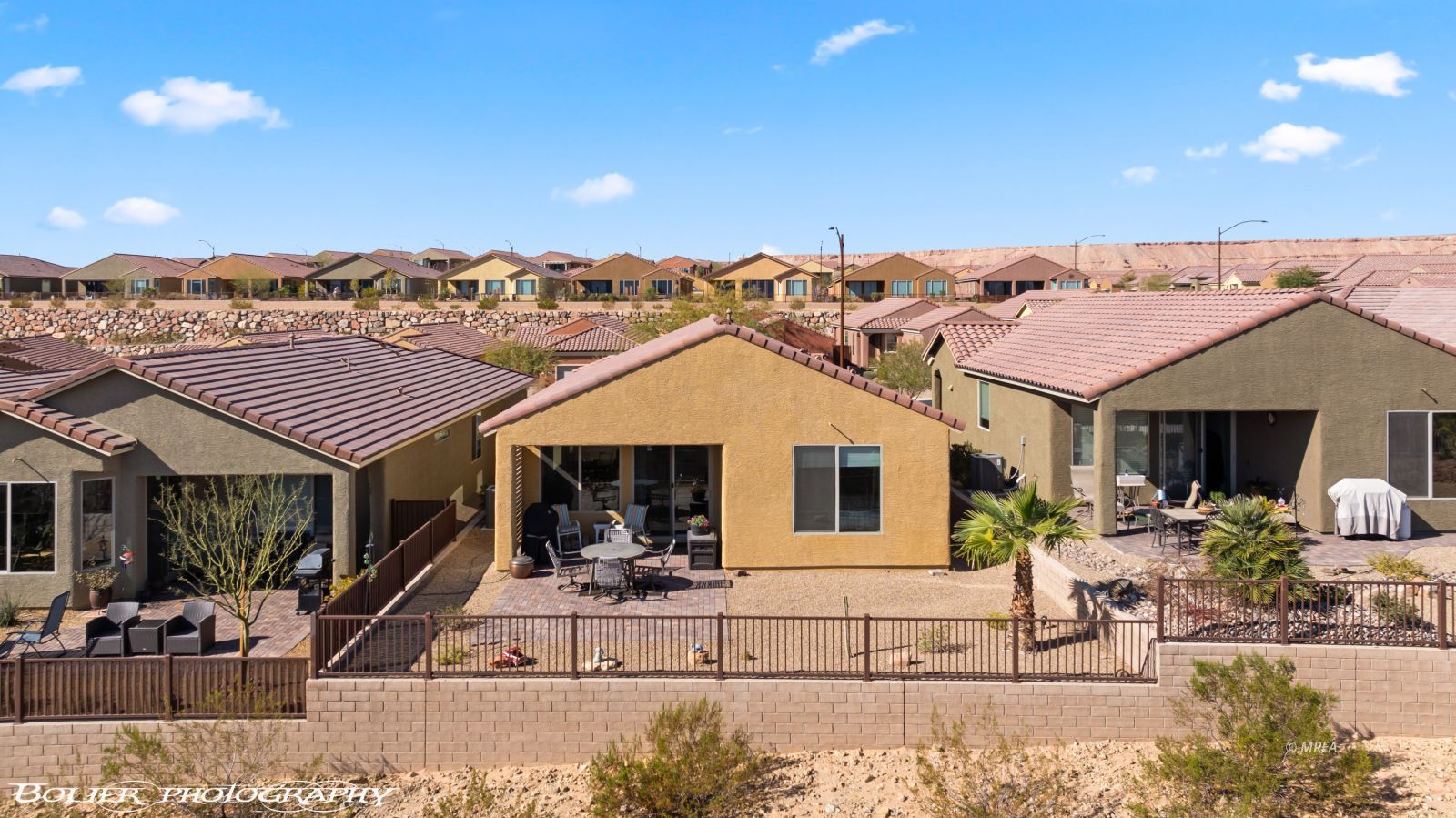 1070  Crestline  HTS 