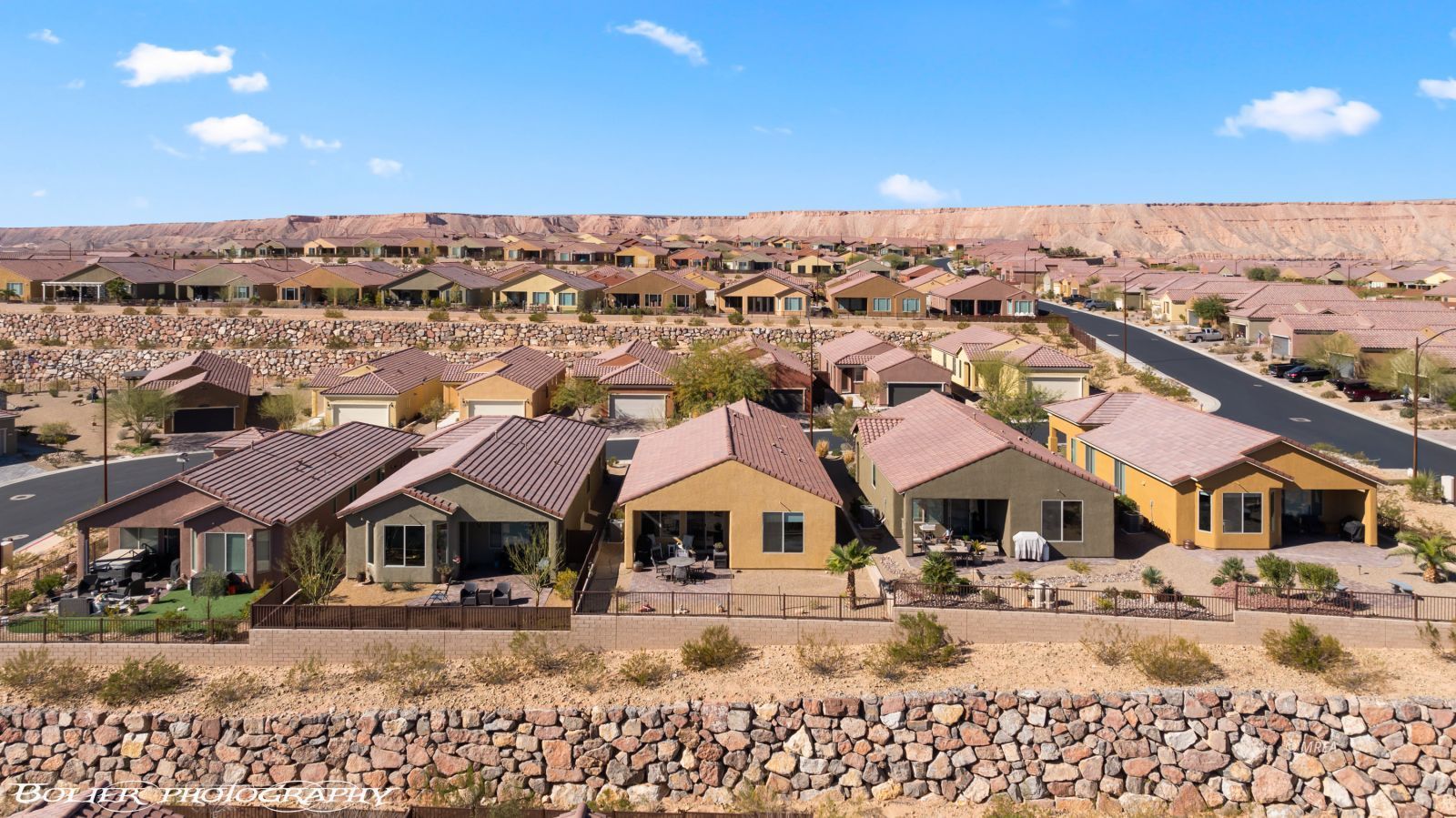 1070  Crestline  HTS 