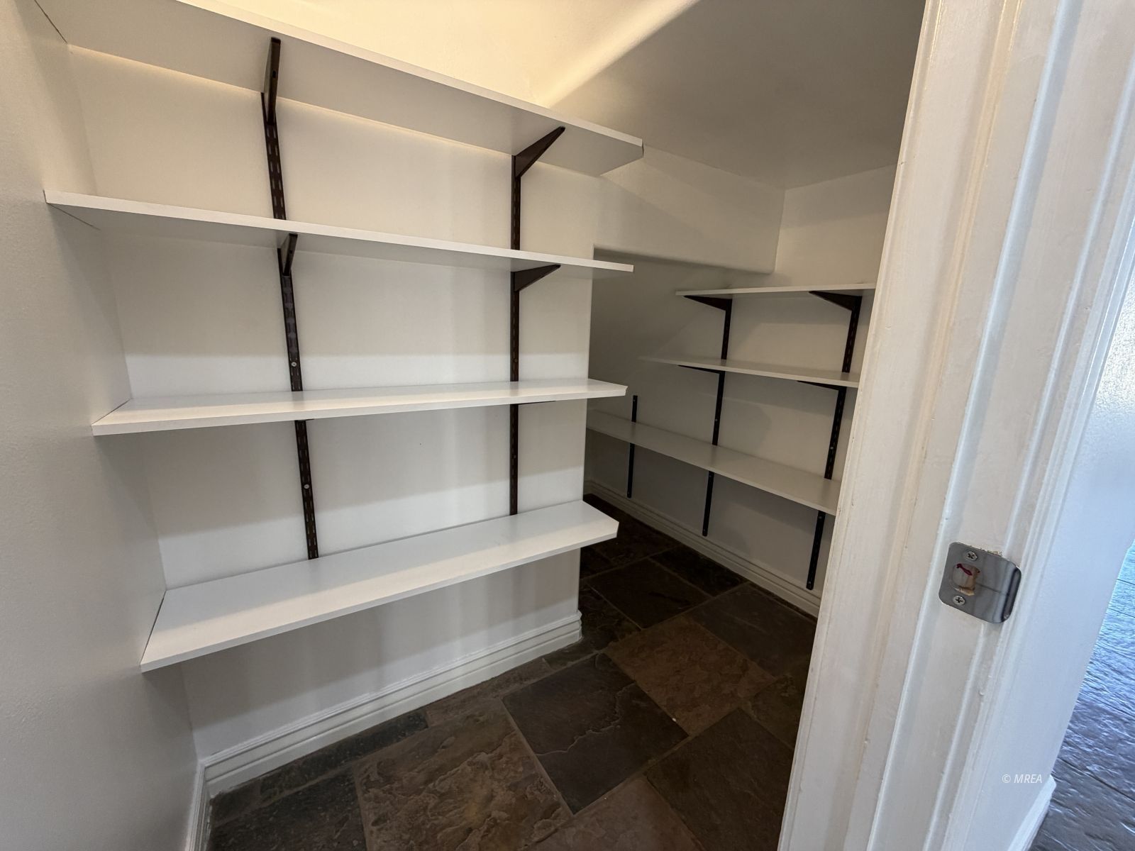 958  Via Carlotta Ct