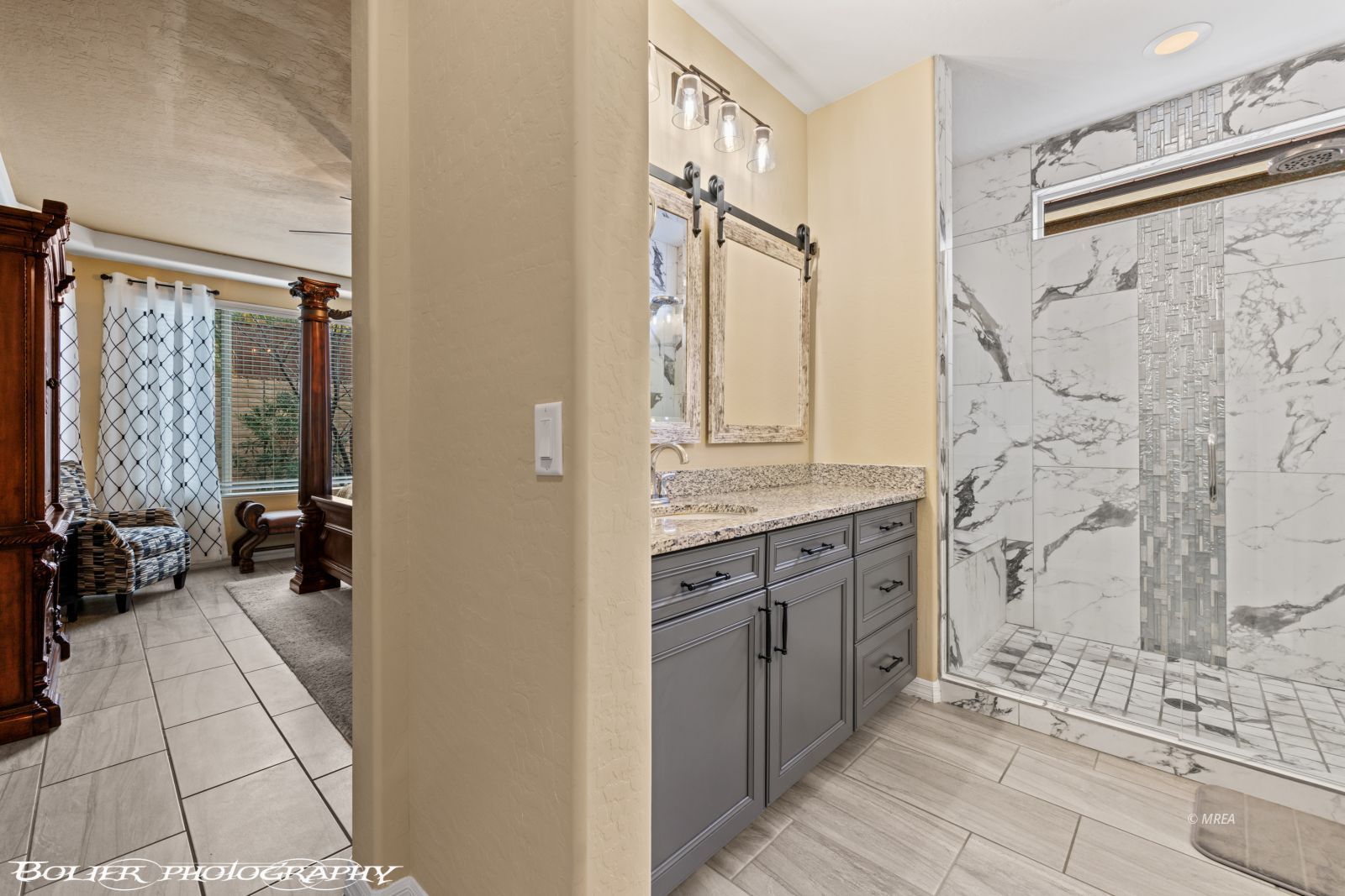 1400  White Water Way 