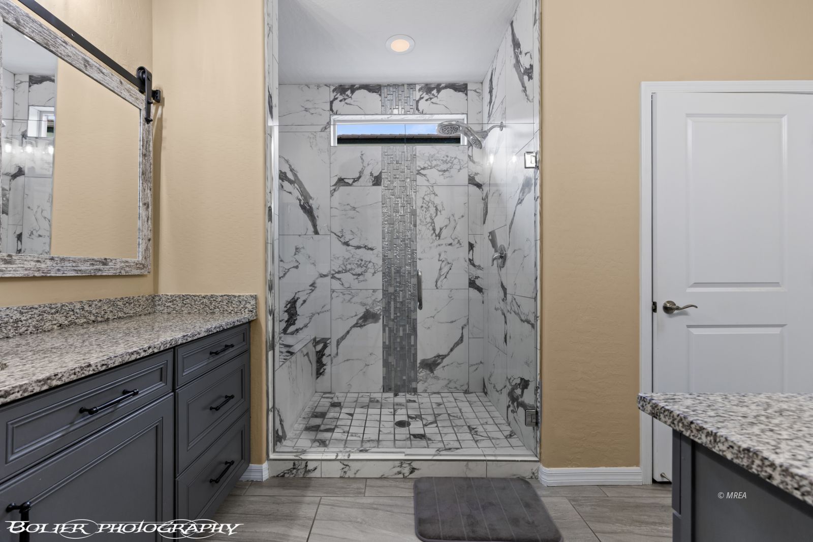 1400  White Water Way 