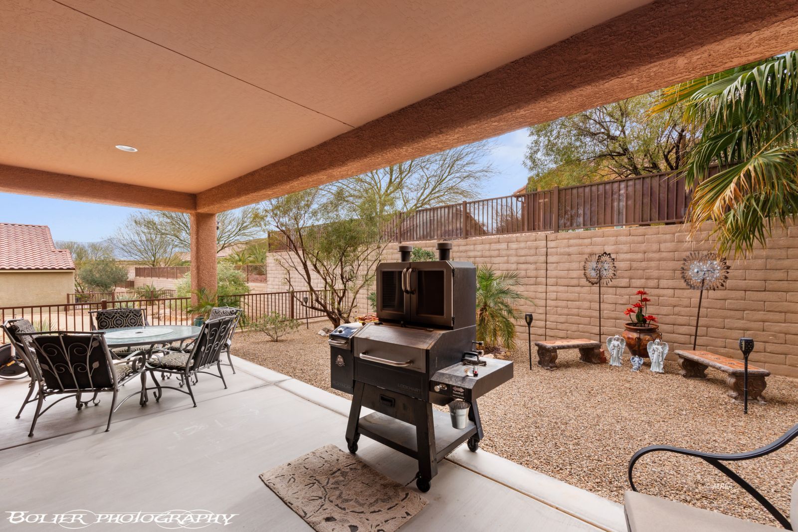 1400  White Water Way 