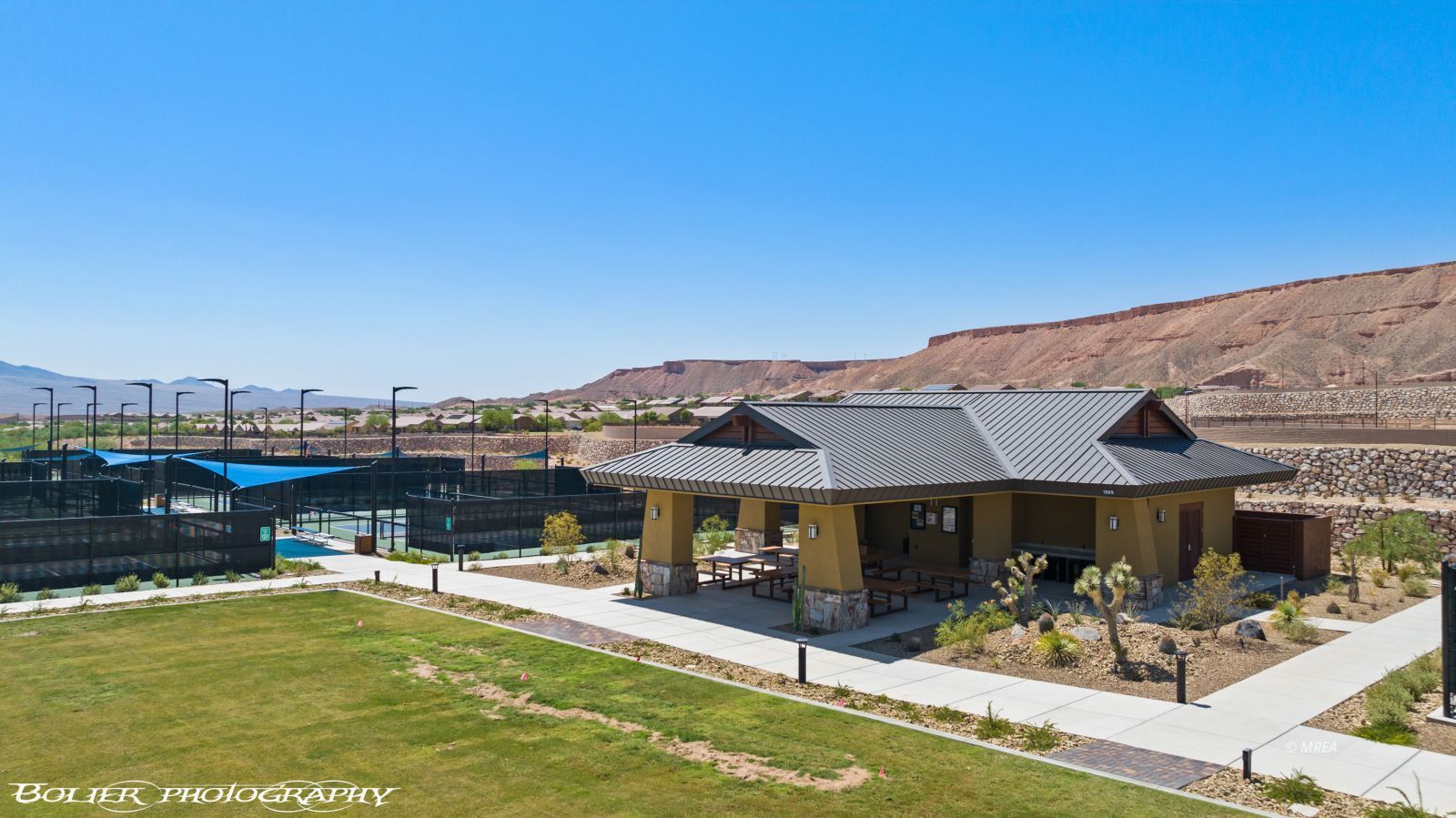 1400  White Water Way 