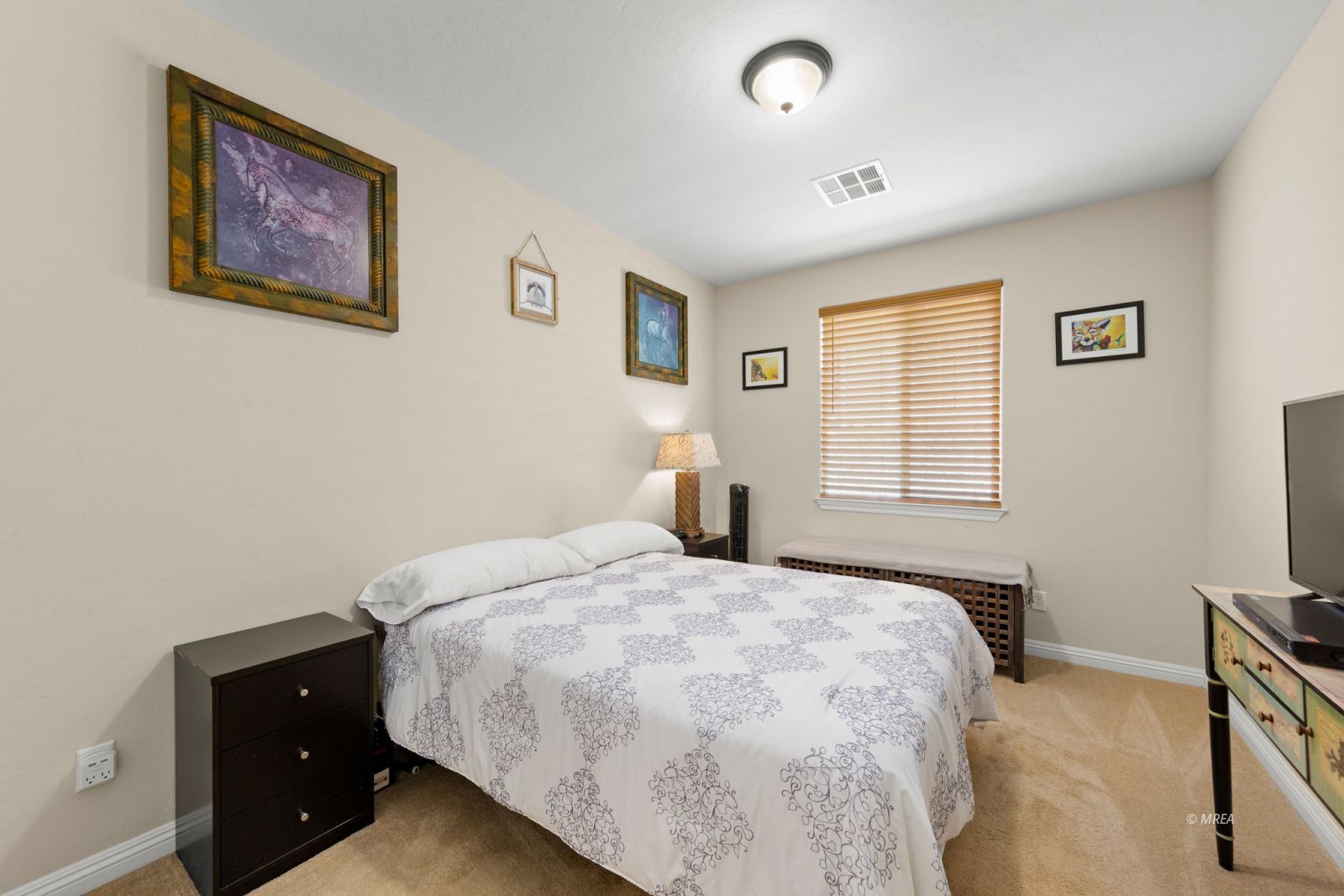 1350  Huntington Heights 