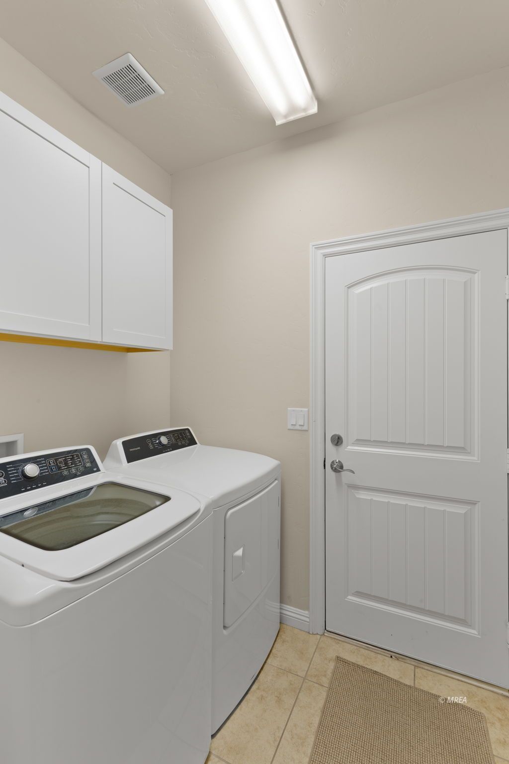 1350  Huntington Heights 