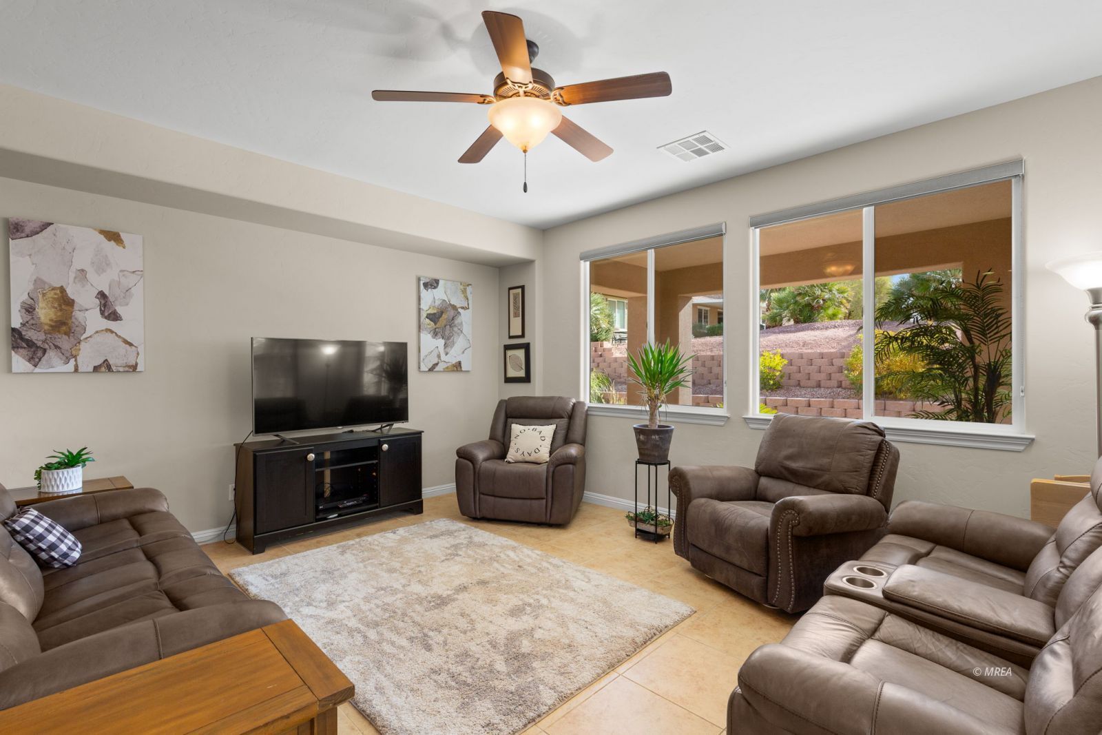 1350  Huntington Heights 