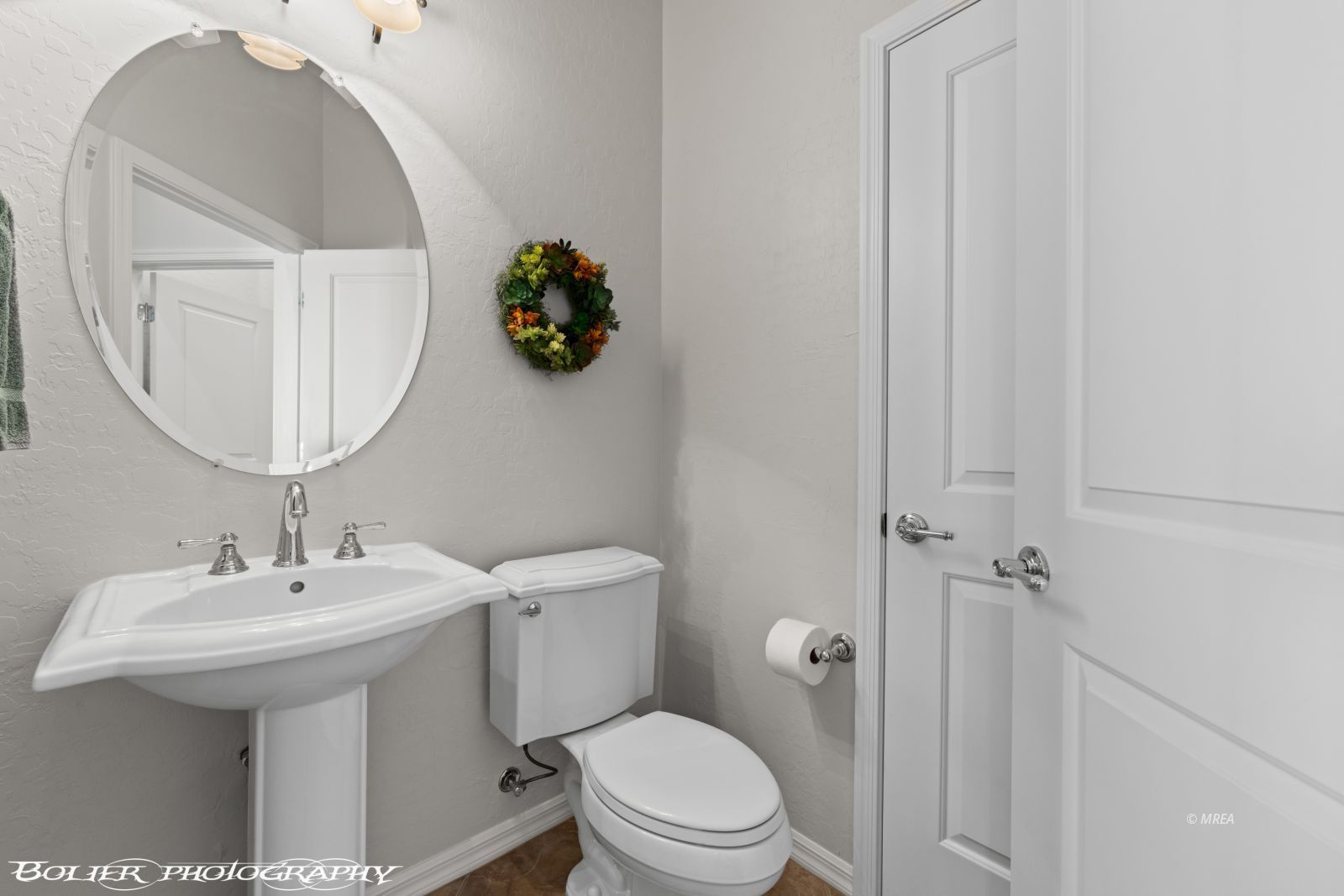 1197  Bluff Shadow Ct