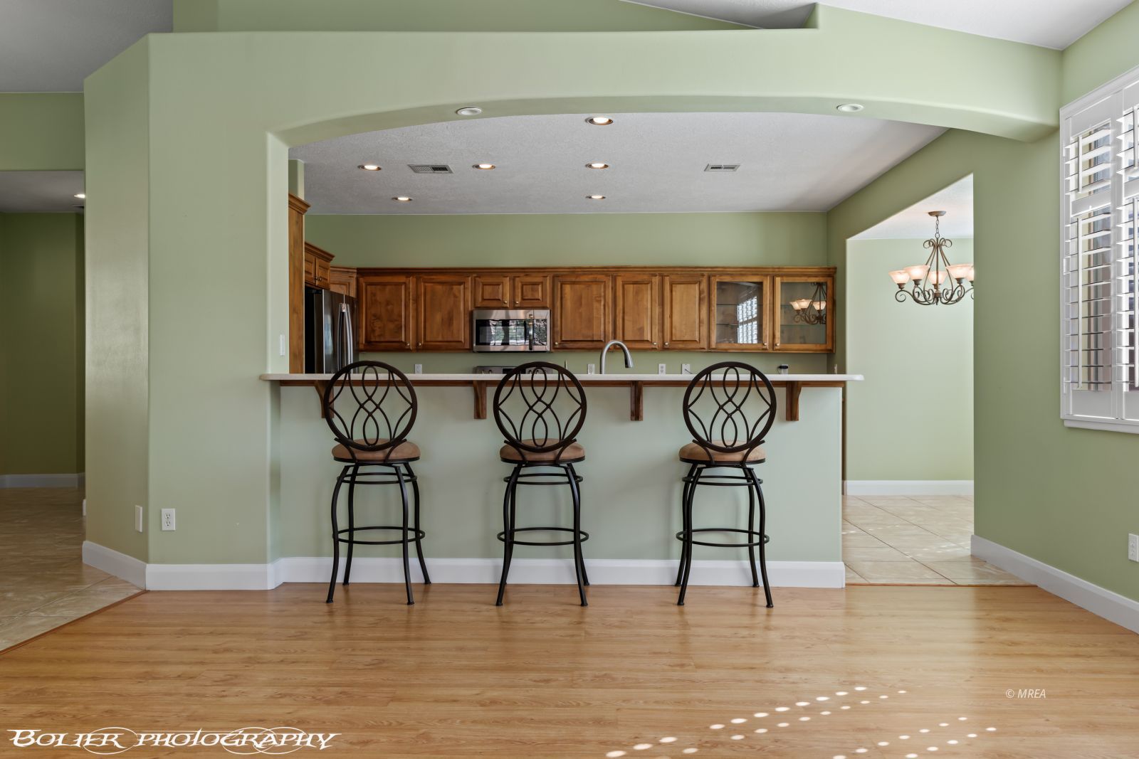 1037  Highland Hills Dr. 