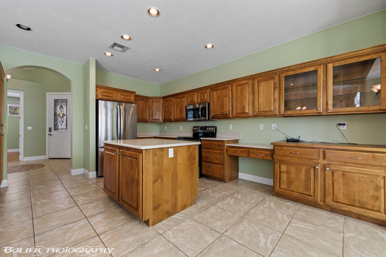 1037  Highland Hills Dr. 