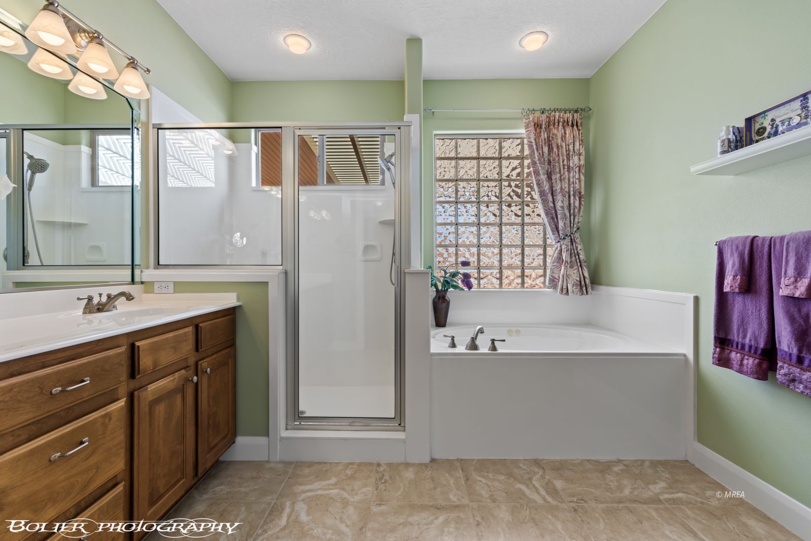 1037  Highland Hills Dr. 