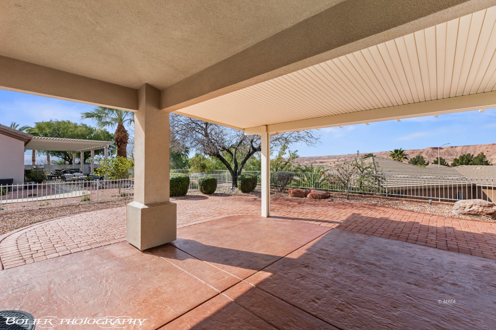 1037  Highland Hills Dr. 