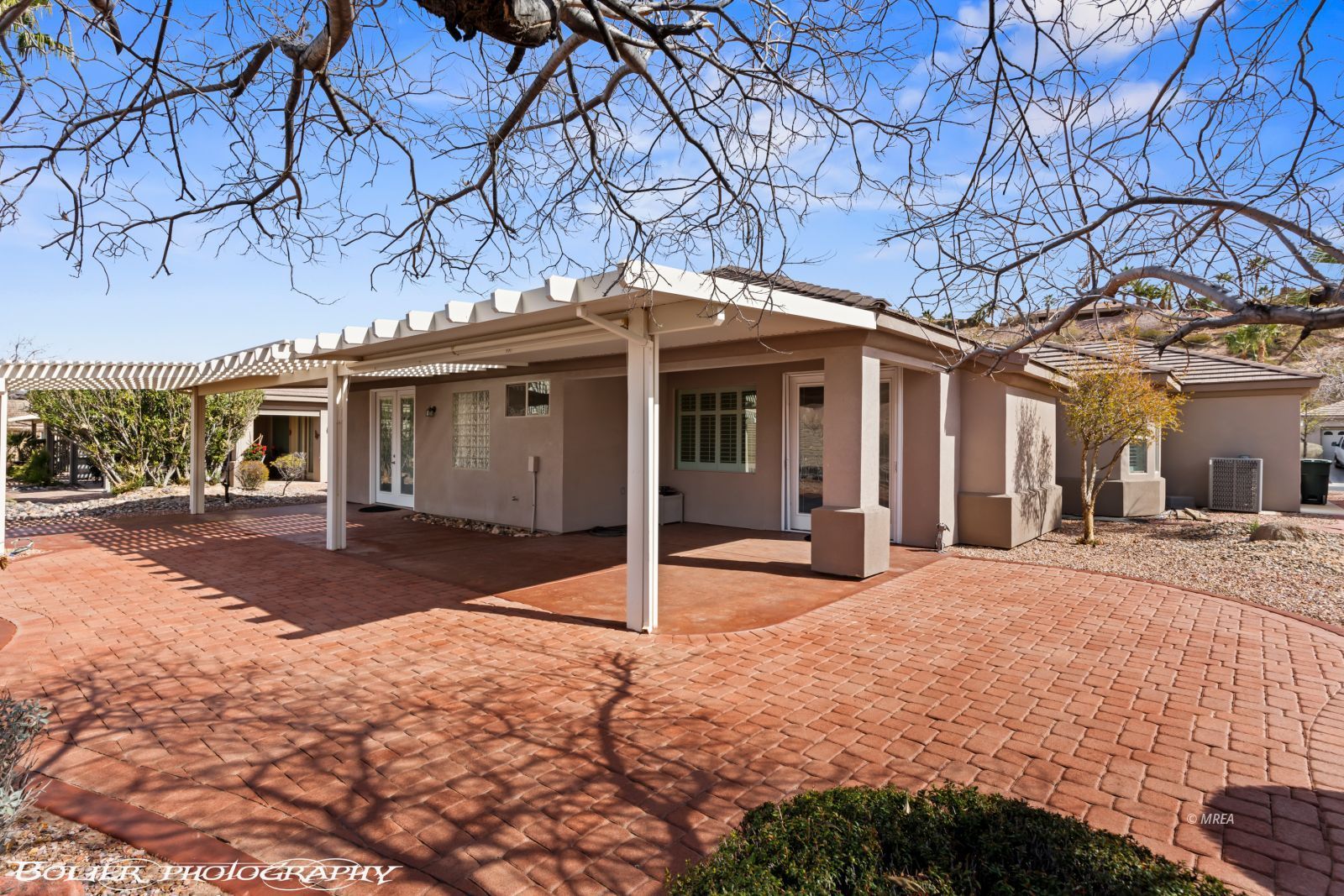 1037  Highland Hills Dr. 