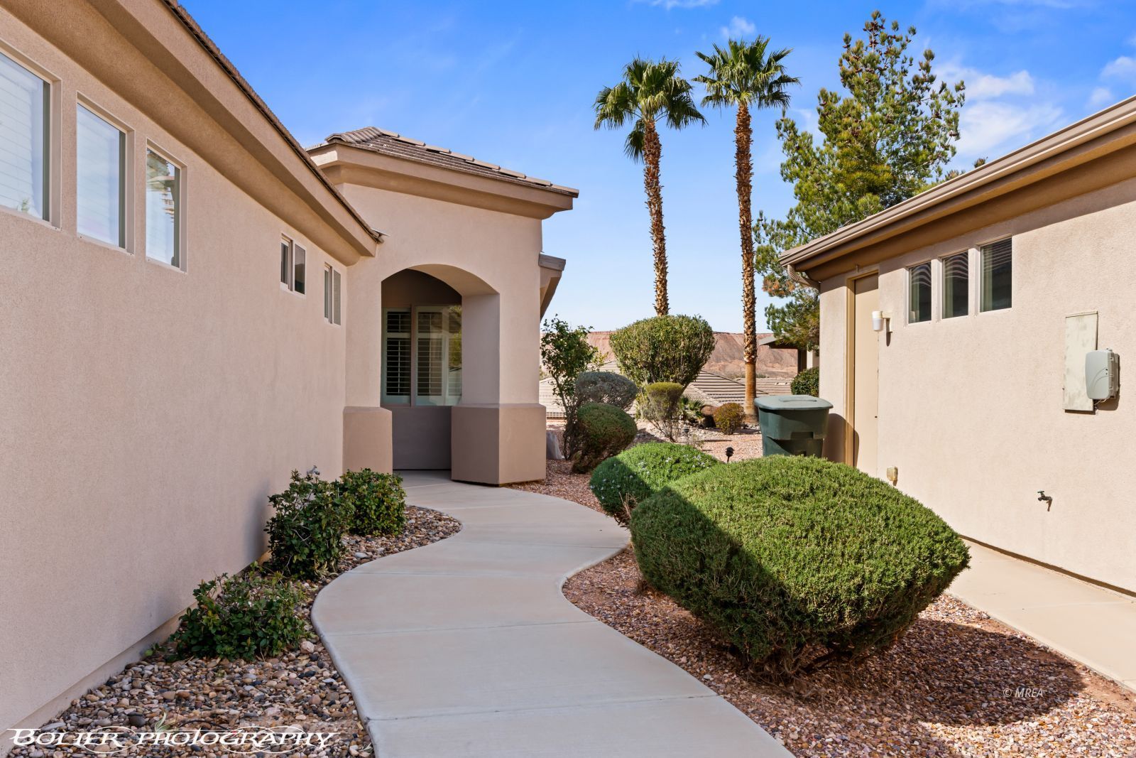 1037  Highland Hills Dr. 