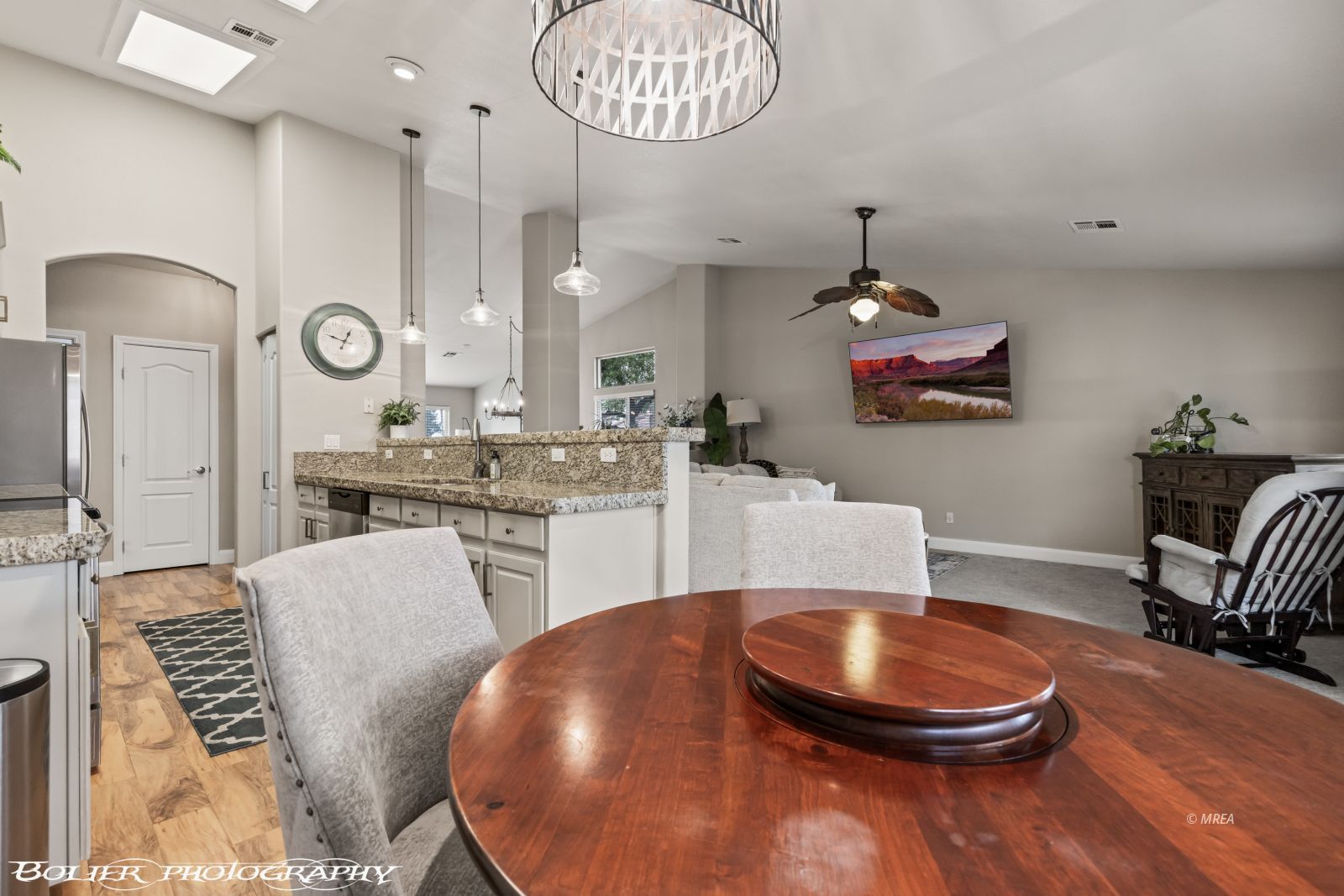 1231  Indian Wells Rd