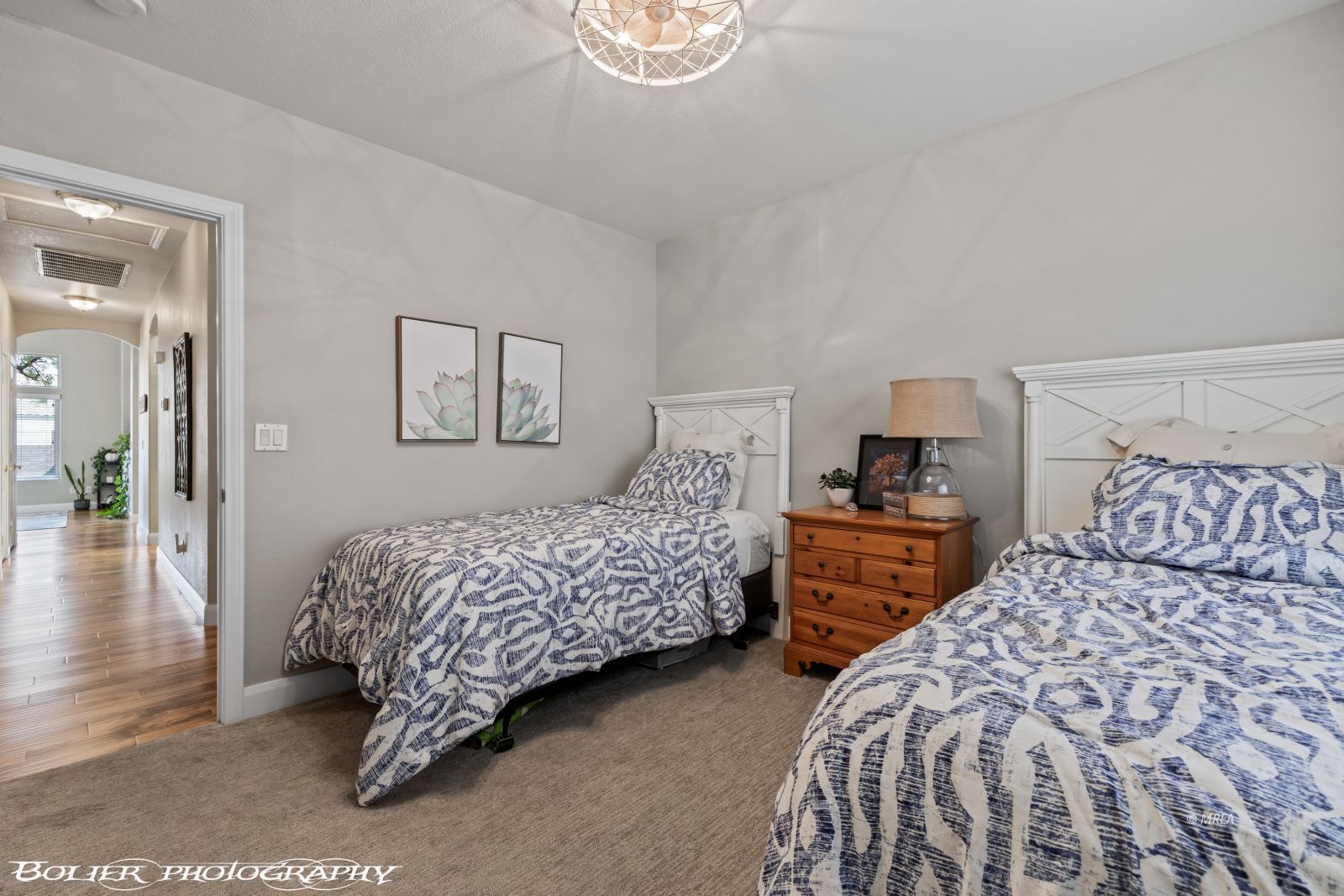 1231  Indian Wells Rd