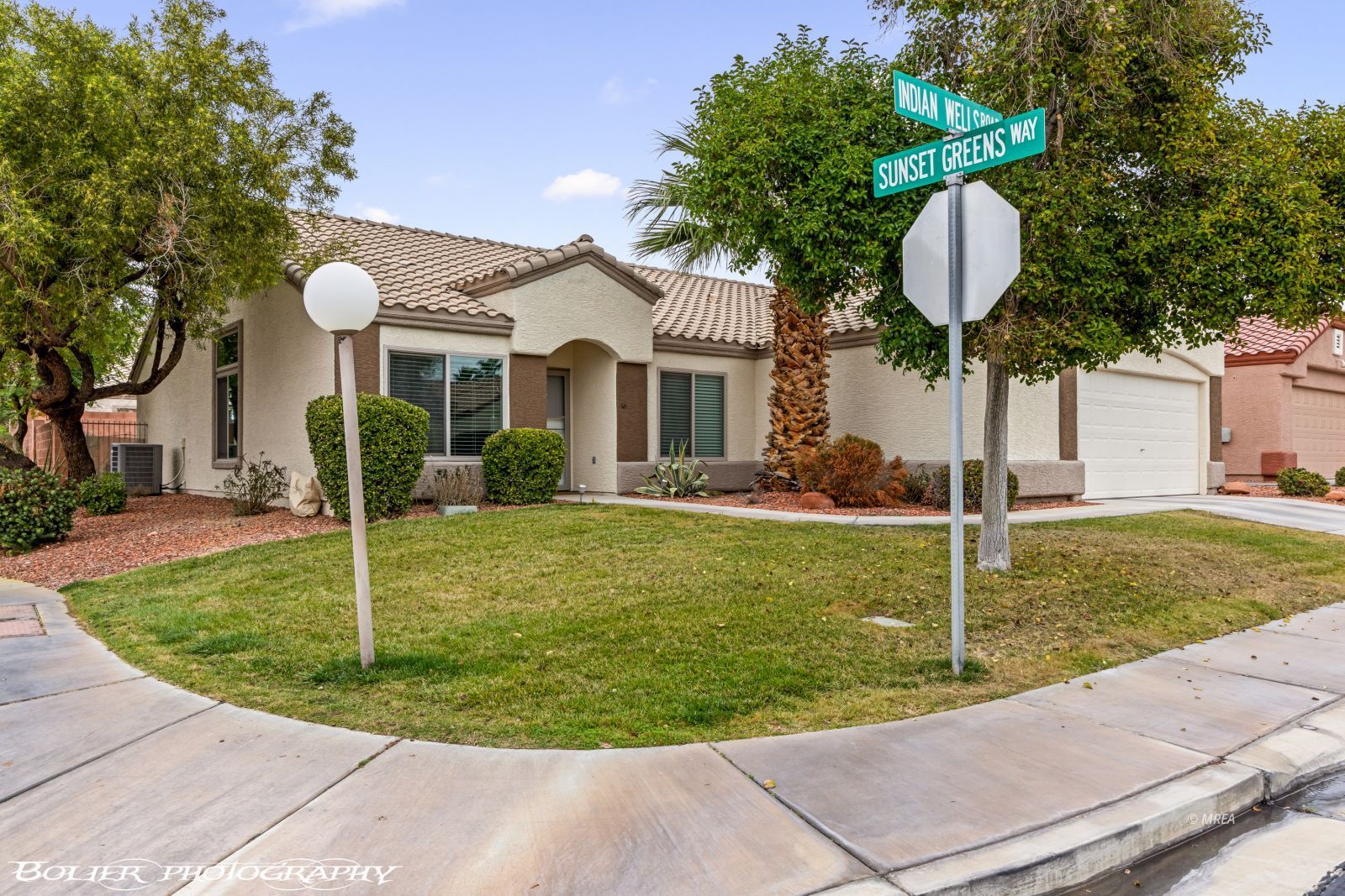 1231  Indian Wells Rd